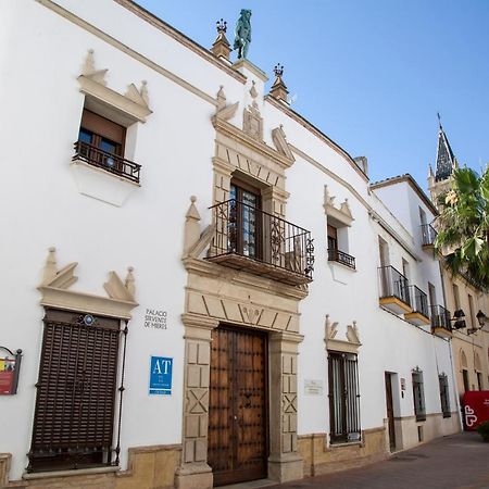 Palacio Sirvente Mieres - Parking Gratuito Andujar Bagian luar foto