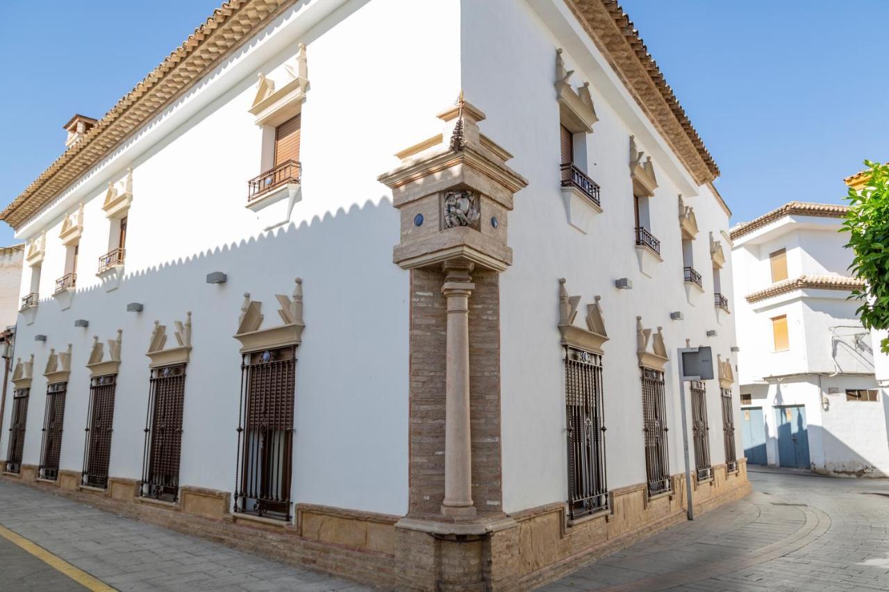 Palacio Sirvente Mieres - Parking Gratuito Andujar Bagian luar foto